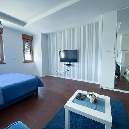 Apartment Azzurro lux Belgrado Esterno foto