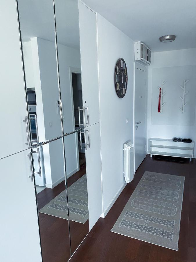 Apartment Azzurro lux Belgrado Esterno foto